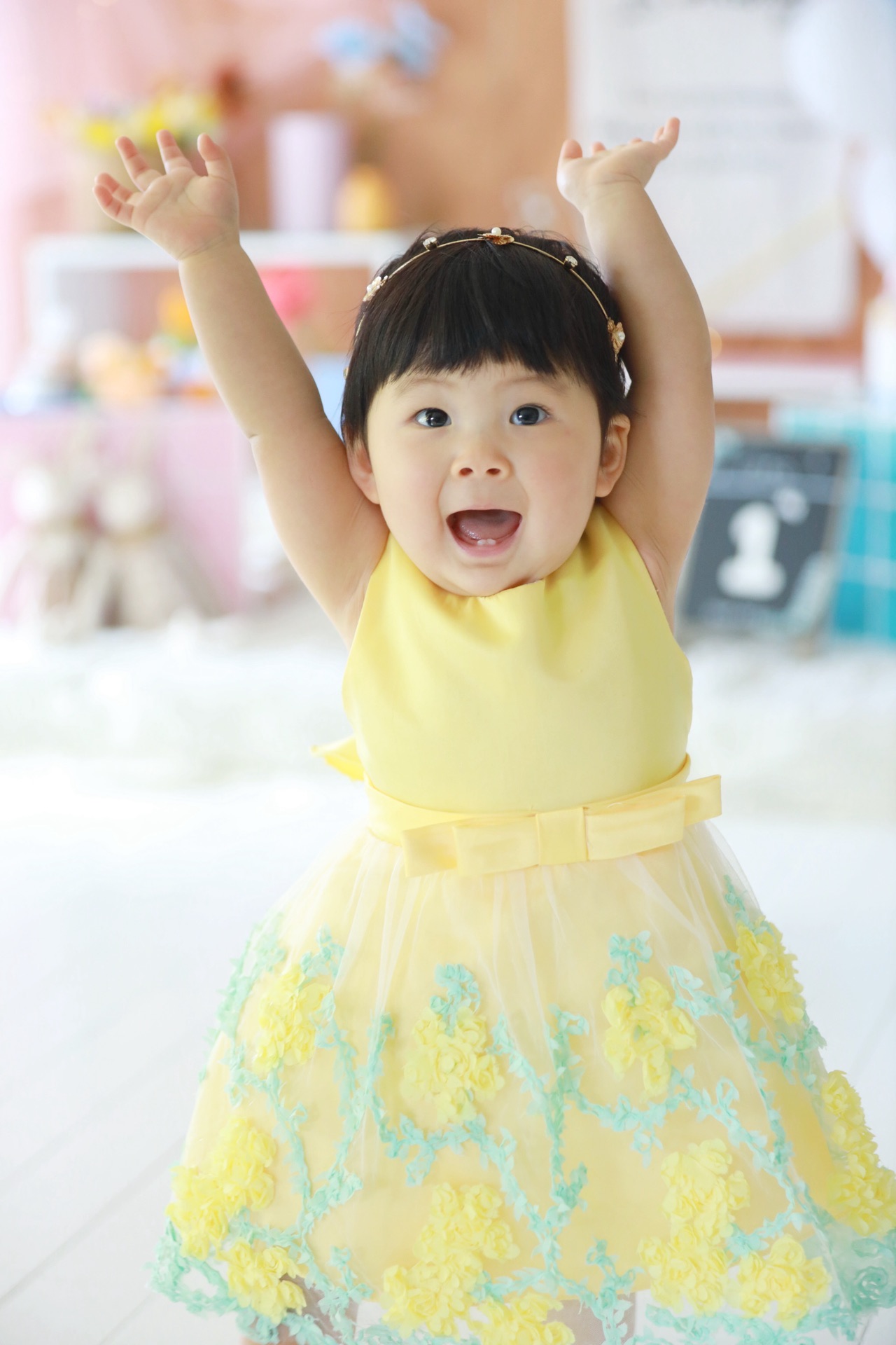 ナチュラルな1歳の表情